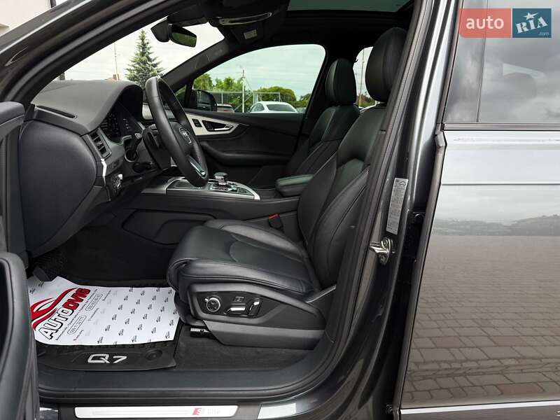 Внедорожник / Кроссовер Audi Q7 2019 в Луцке