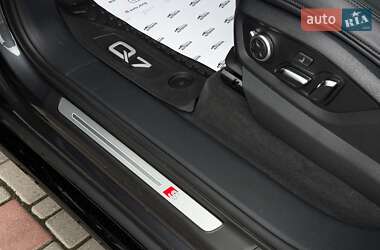 Позашляховик / Кросовер Audi Q7 2019 в 
