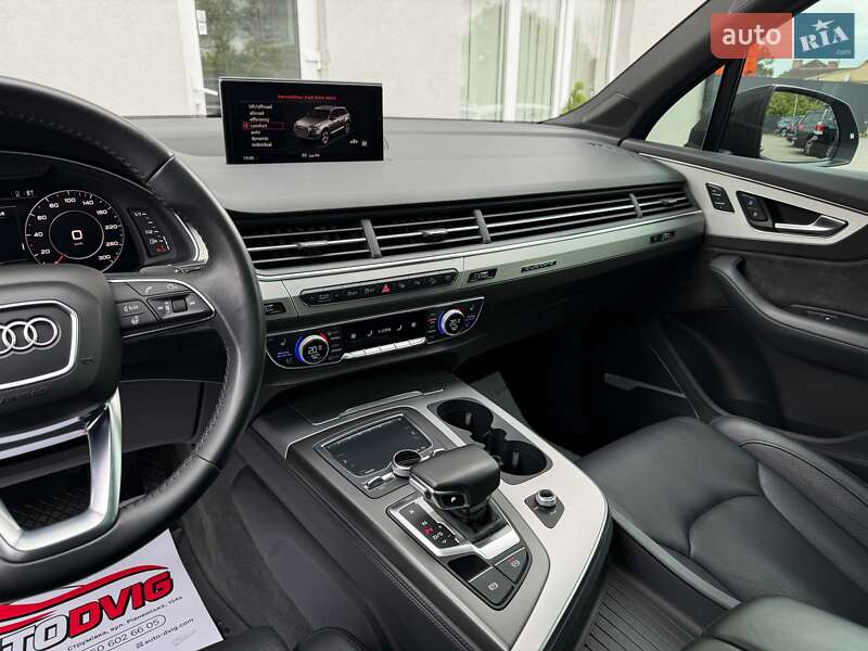 Внедорожник / Кроссовер Audi Q7 2019 в Луцке