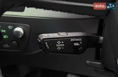Позашляховик / Кросовер Audi Q7 2019 в 
