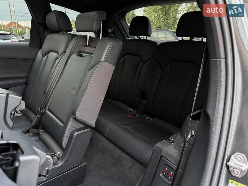 Внедорожник / Кроссовер Audi Q7 2019 в Луцке