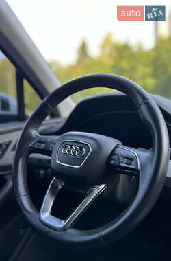 Позашляховик / Кросовер Audi Q7 2019 в 
