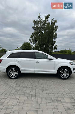 Внедорожник / Кроссовер Audi Q7 2014 в 