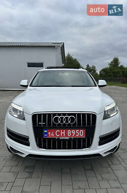 Внедорожник / Кроссовер Audi Q7 2014 в 