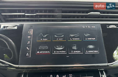 Позашляховик / Кросовер Audi Q7 2020 в 