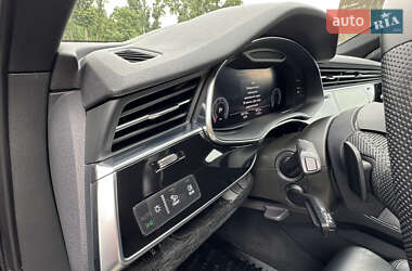Позашляховик / Кросовер Audi Q7 2020 в 