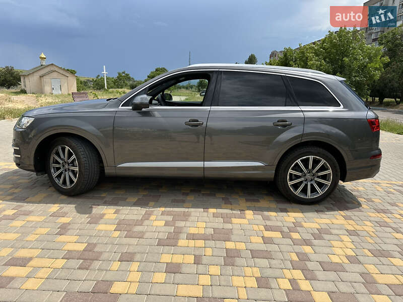 Позашляховик / Кросовер Audi Q7 2019 в Одесі