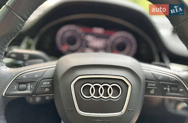 Внедорожник / Кроссовер Audi Q7 2019 в 