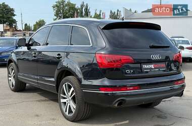 Внедорожник / Кроссовер Audi Q7 2013 в 