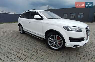 Внедорожник / Кроссовер Audi Q7 2010 в 