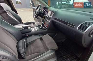 Внедорожник / Кроссовер Audi Q7 2010 в 