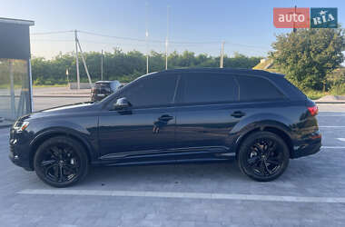 Внедорожник / Кроссовер Audi Q7 2023 в 