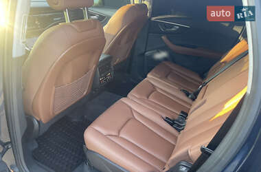 Внедорожник / Кроссовер Audi Q7 2023 в 