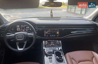 Внедорожник / Кроссовер Audi Q7 2023 в 