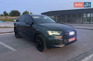 Внедорожник / Кроссовер Audi Q7 2023 в 