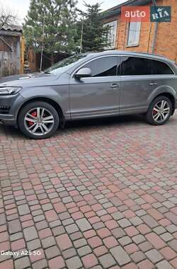Внедорожник / Кроссовер Audi Q7 2014 в 