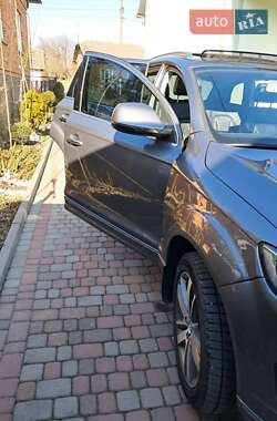 Внедорожник / Кроссовер Audi Q7 2014 в 