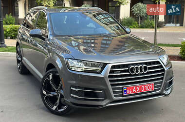 Внедорожник / Кроссовер Audi Q7 2019 в 