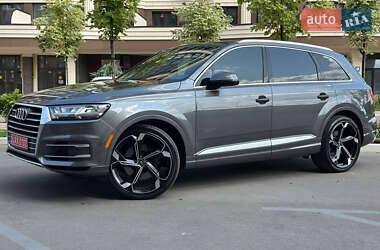 Внедорожник / Кроссовер Audi Q7 2019 в 