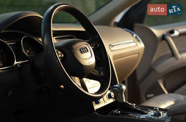 Внедорожник / Кроссовер Audi Q7 2014 в 