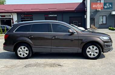 Позашляховик / Кросовер Audi Q7 2014 в 