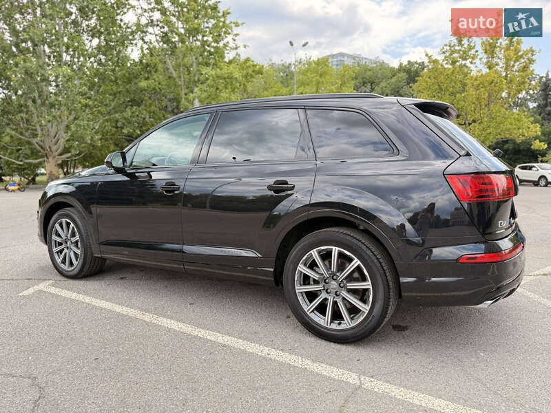 Позашляховик / Кросовер Audi Q7 2018 в Одесі фото 8 Позашляховик / Кросовер Audi Q7 2018 в Одесі