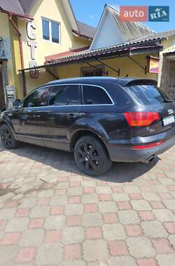 Внедорожник / Кроссовер Audi Q7 2006 в 