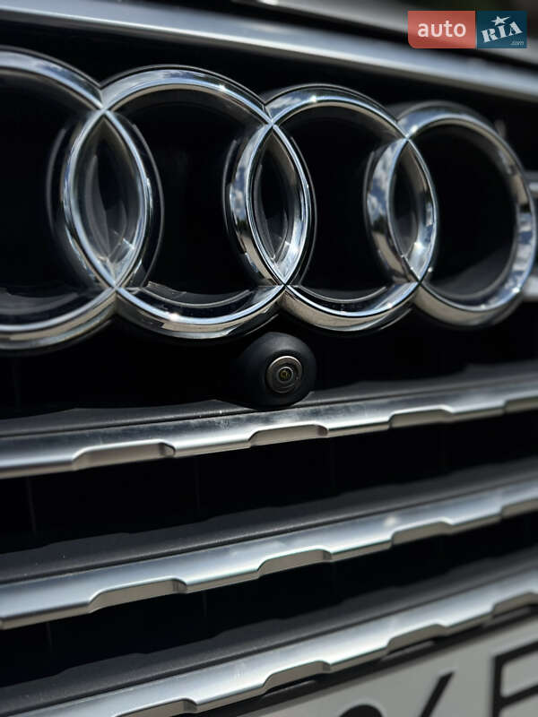 Позашляховик / Кросовер Audi Q7 2016 в Рівному