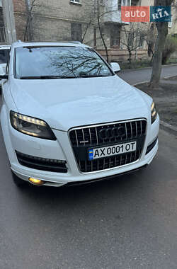Внедорожник / Кроссовер Audi Q7 2015 в Харькове