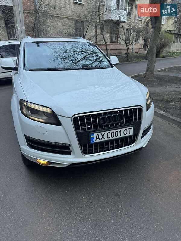 Audi Q7 2015