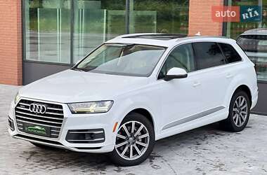 Внедорожник / Кроссовер Audi Q7 2018 в 