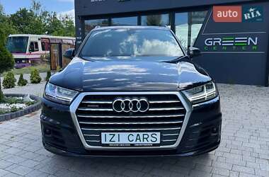 Внедорожник / Кроссовер Audi Q7 2016 в 