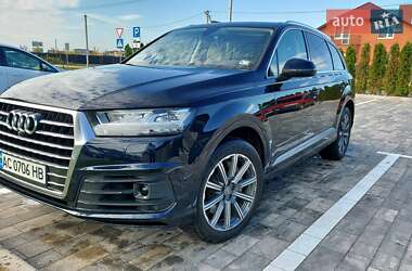 Внедорожник / Кроссовер Audi Q7 2016 в Луцке
