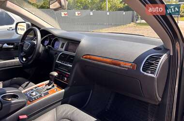 Позашляховик / Кросовер Audi Q7 2015 в Львові