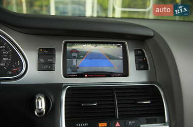 Внедорожник / Кроссовер Audi Q7 2015 в 