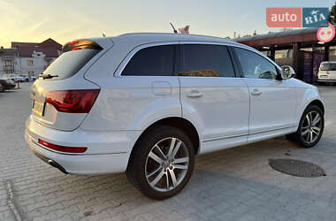Внедорожник / Кроссовер Audi Q7 2012 в 