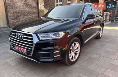 Внедорожник / Кроссовер Audi Q7 2018 в 