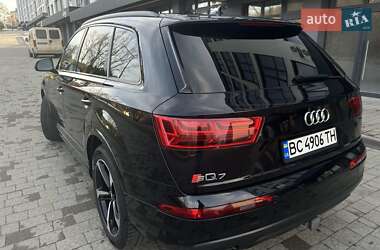 Внедорожник / Кроссовер Audi Q7 2018 в 