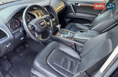 Внедорожник / Кроссовер Audi Q7 2015 в 