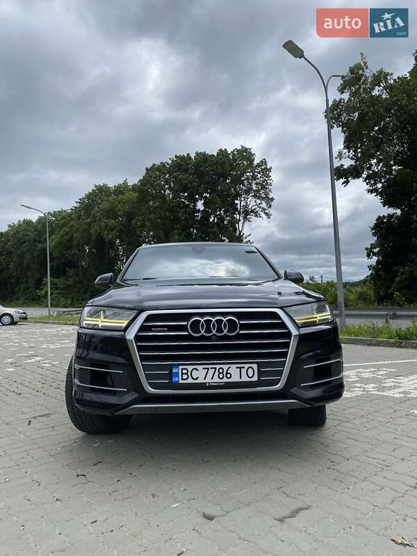 Внедорожник / Кроссовер Audi Q7 2016 в Львове