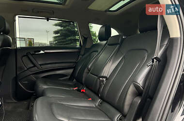 Внедорожник / Кроссовер Audi Q7 2012 в 
