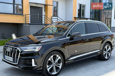 Внедорожник / Кроссовер Audi Q7 2020 в 