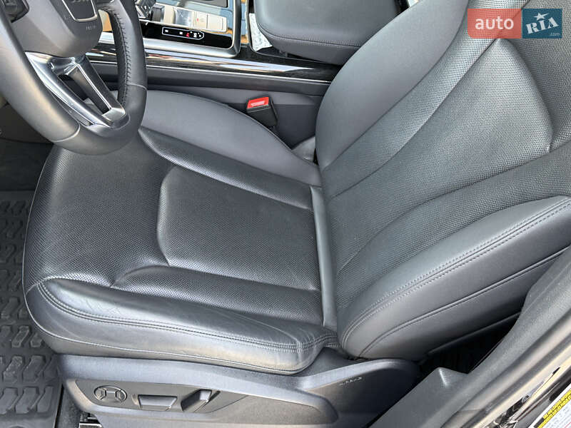 Внедорожник / Кроссовер Audi Q7 2020 в Виннице