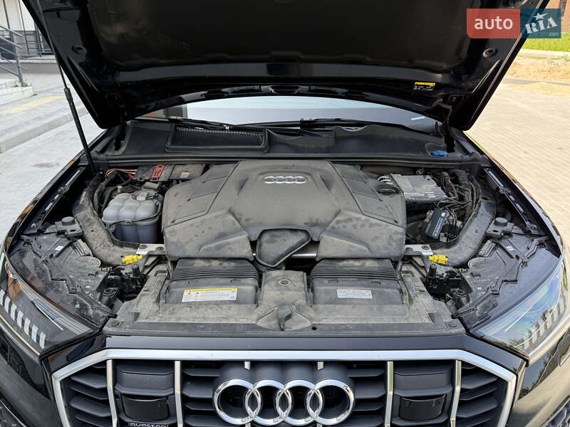 Внедорожник / Кроссовер Audi Q7 2020 в Виннице