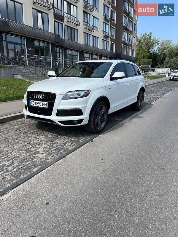 Внедорожник / Кроссовер Audi Q7 2014 в Чернигове