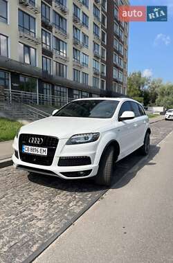Внедорожник / Кроссовер Audi Q7 2014 в 