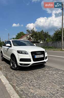 Внедорожник / Кроссовер Audi Q7 2014 в 