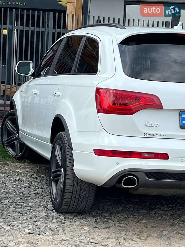 Внедорожник / Кроссовер Audi Q7 2014 в Чернигове