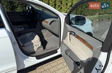 Внедорожник / Кроссовер Audi Q7 2013 в 