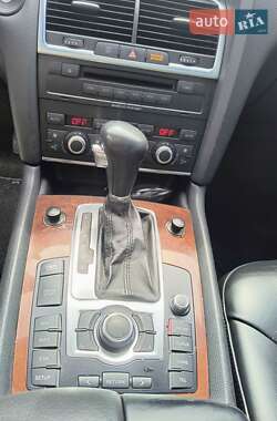 Внедорожник / Кроссовер Audi Q7 2007 в 